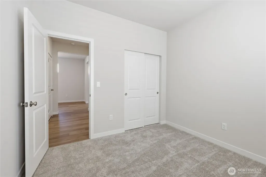 3974 Mccormick Village Drive Bremerton WA 98312
