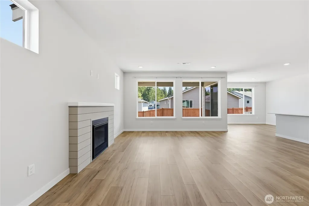 3974 Mccormick Village Drive Bremerton WA 98312