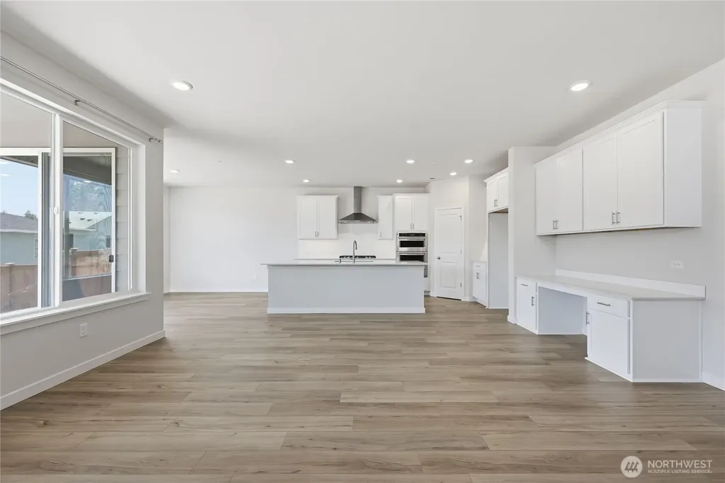 3974 Mccormick Village Drive Bremerton WA 98312