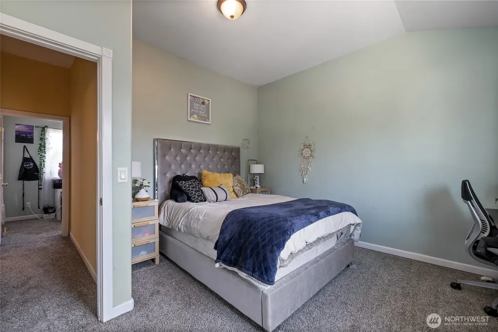 3565 E M Street Tacoma WA 98404