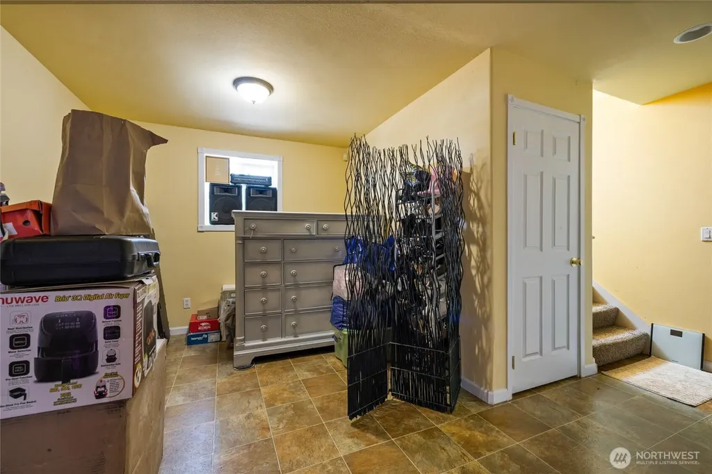3565 E M Street Tacoma WA 98404