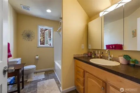 3565 E M Street Tacoma WA 98404