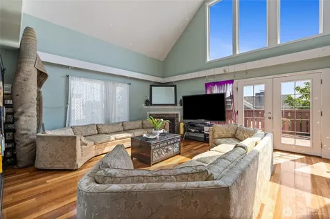 3565 E M Street Tacoma WA 98404