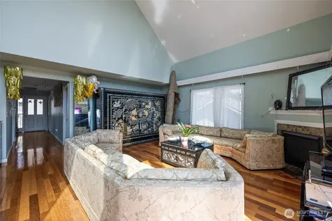 3565 E M Street Tacoma WA 98404