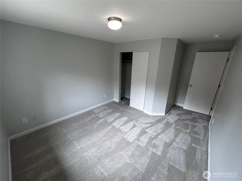 6014 80th Avenue NE Marysville WA 98270