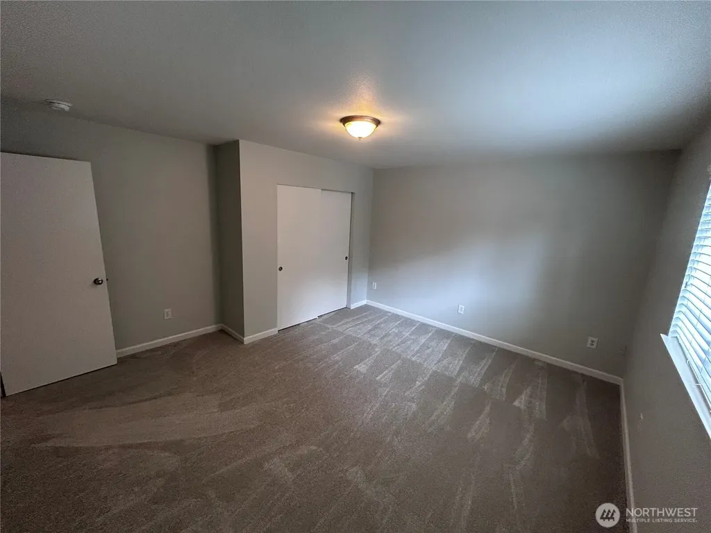 6014 80th Avenue NE Marysville WA 98270