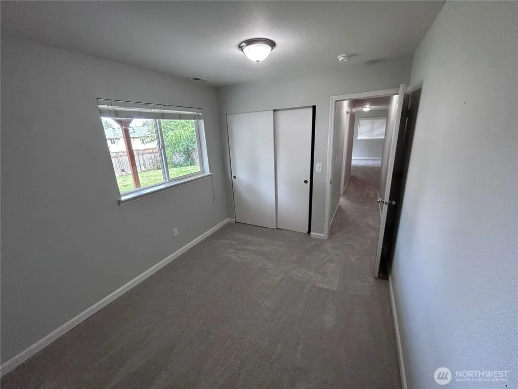 6014 80th Avenue NE Marysville WA 98270