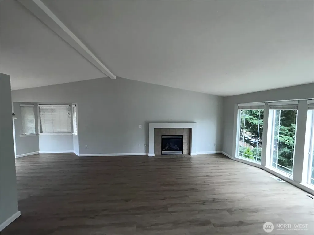6014 80th Avenue NE Marysville WA 98270