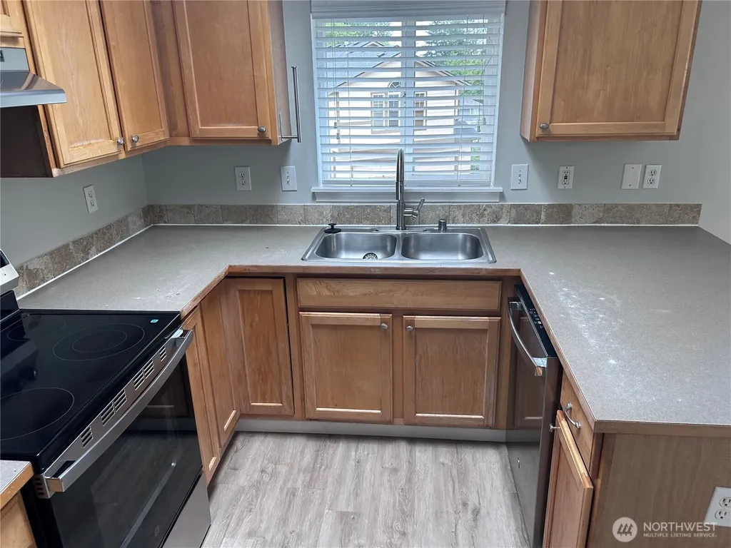 6014 80th Avenue NE Marysville WA 98270