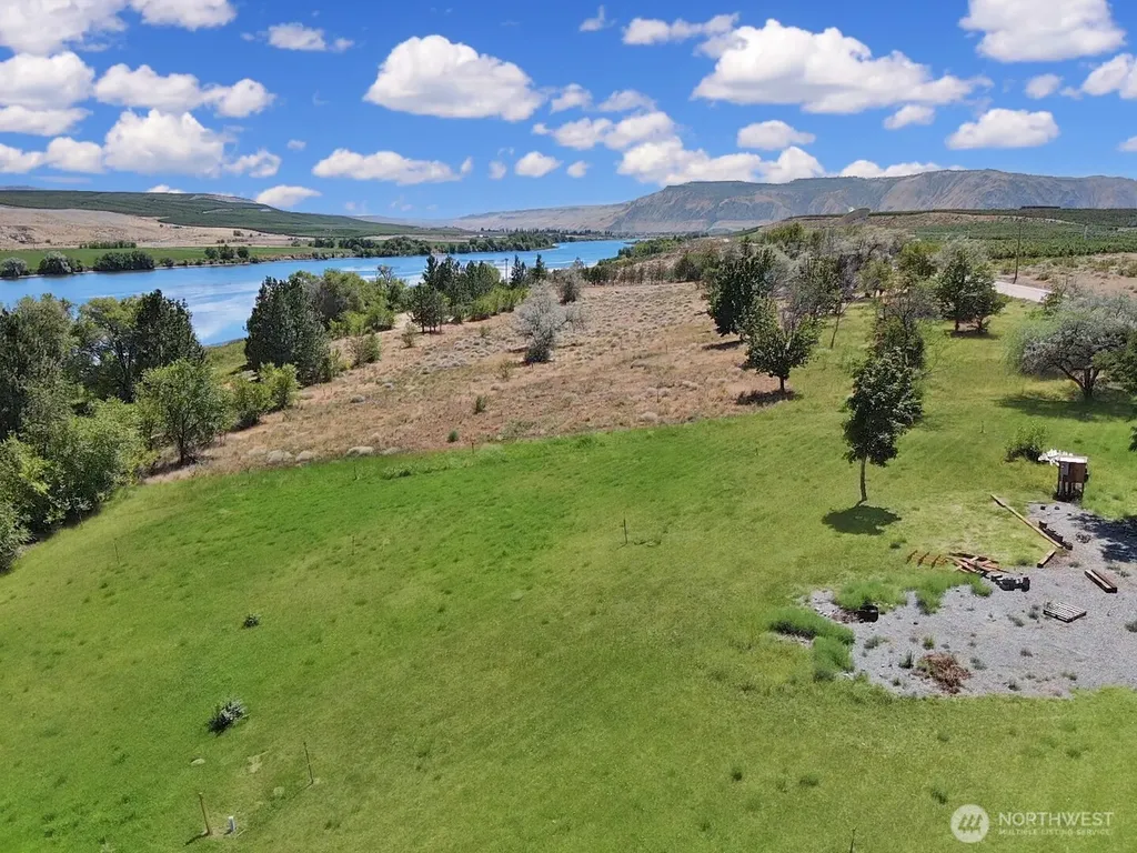 306 Monse River Road Brewster WA 98812