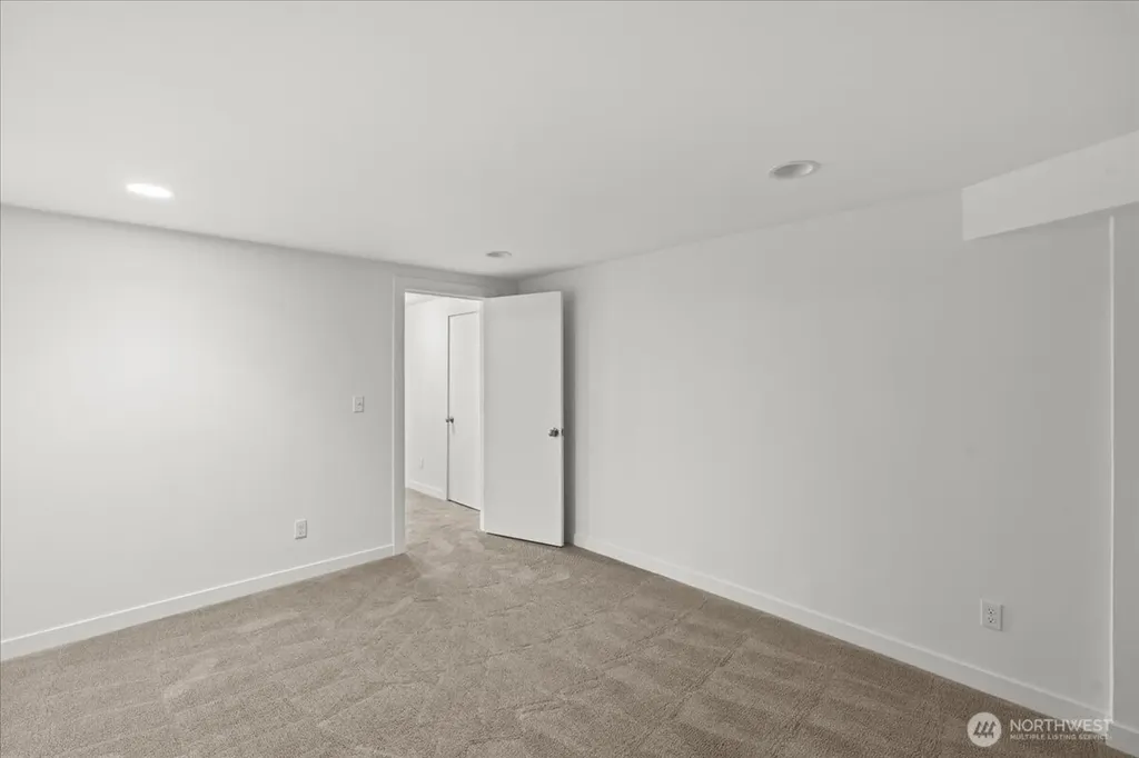 8625 26th Avenue NE Seattle WA 98115