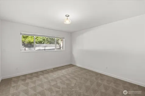 8625 26th Avenue NE Seattle WA 98115