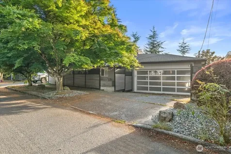 8625 26th Avenue NE Seattle WA 98115