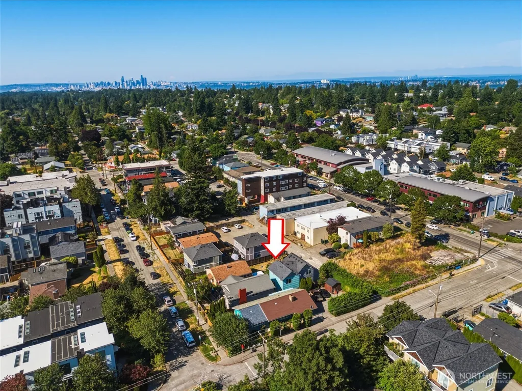 9054 17th Ave SW Seattle WA 98106