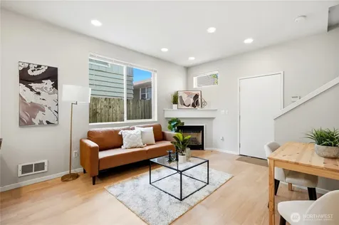 9054 17th Ave SW Seattle WA 98106