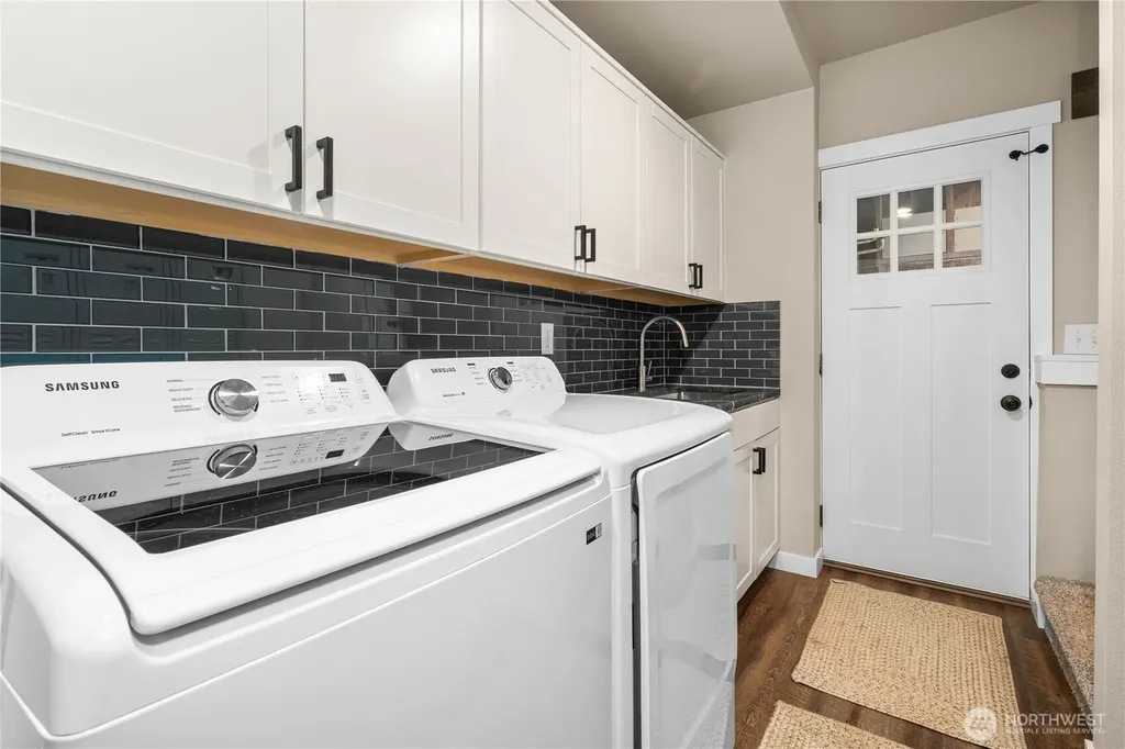 33889 S Shore Drive Mount Vernon WA 98274