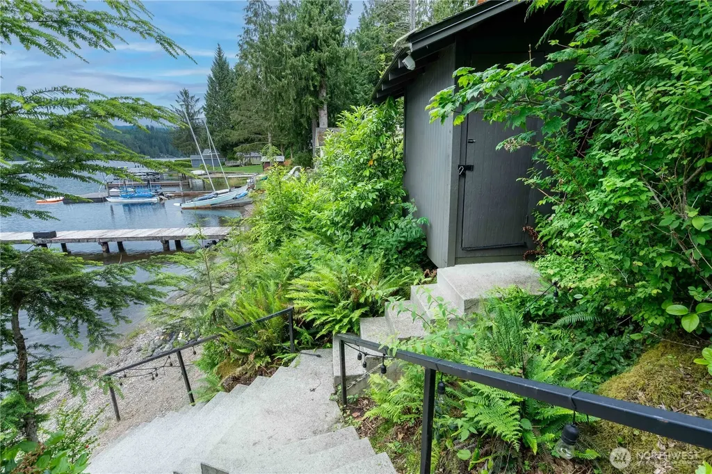 33889 S Shore Drive Mount Vernon WA 98274