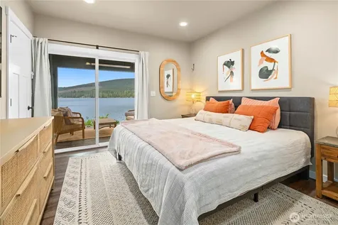 33889 S Shore Drive Mount Vernon WA 98274