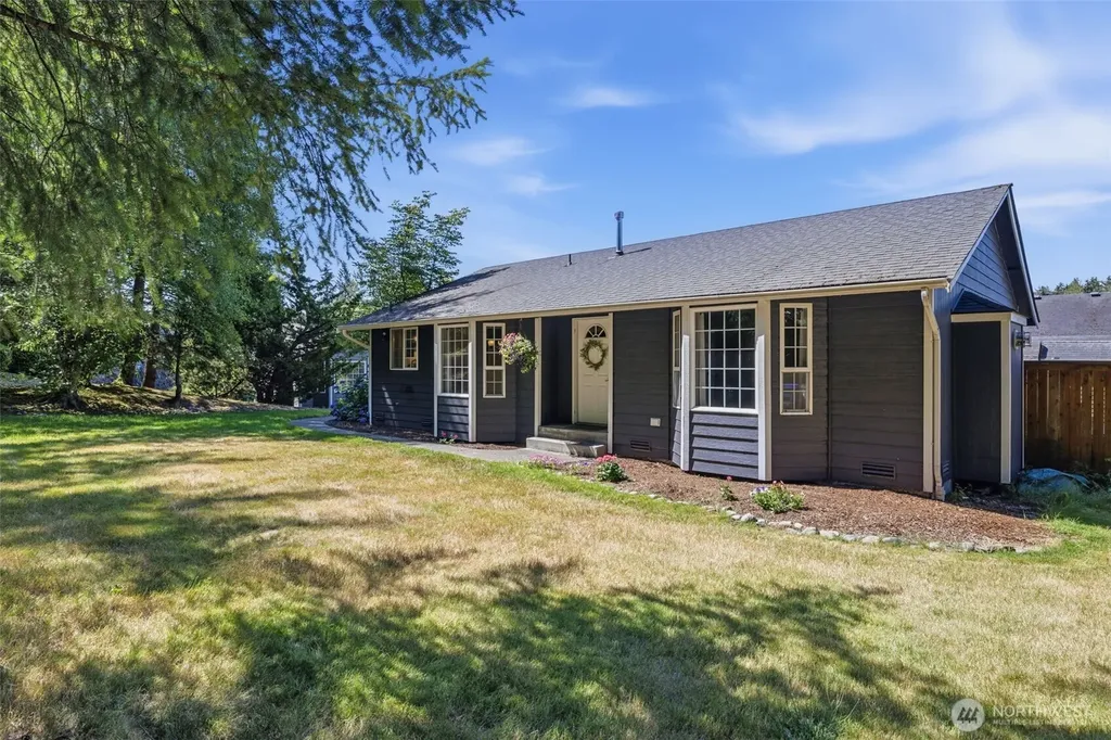 1425 128th Drive NE Lake Stevens WA 98258