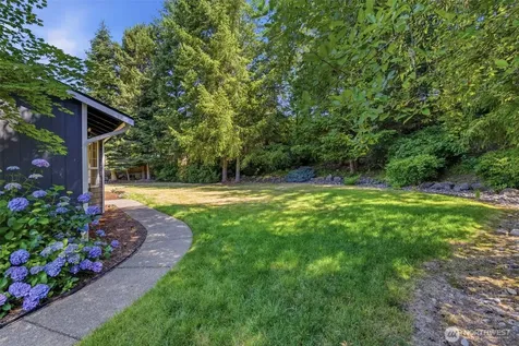 1425 128th Drive NE Lake Stevens WA 98258