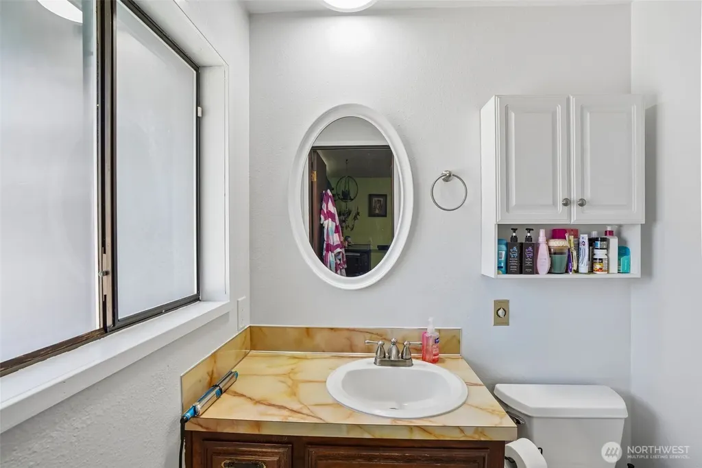 103 N 21st Avenue Kelso WA 98626