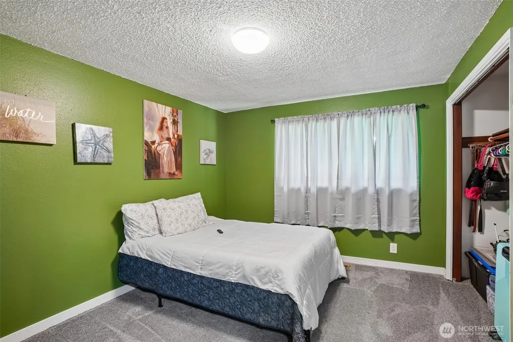 103 N 21st Avenue Kelso WA 98626