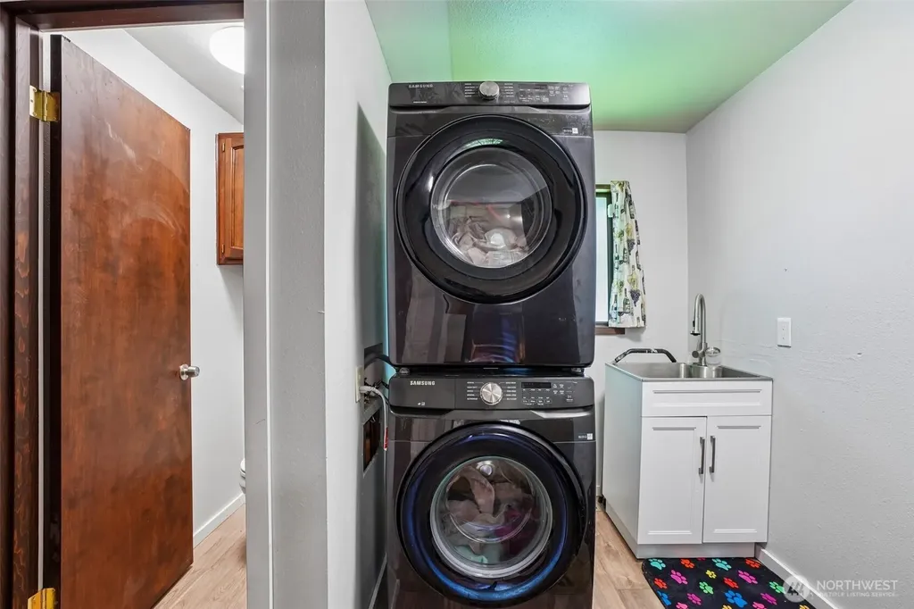103 N 21st Avenue Kelso WA 98626