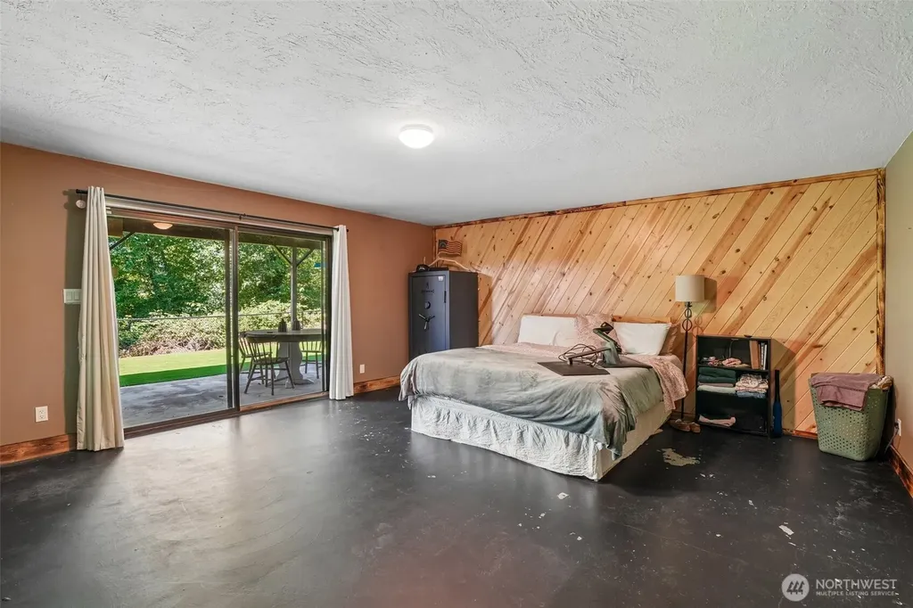 103 N 21st Avenue Kelso WA 98626