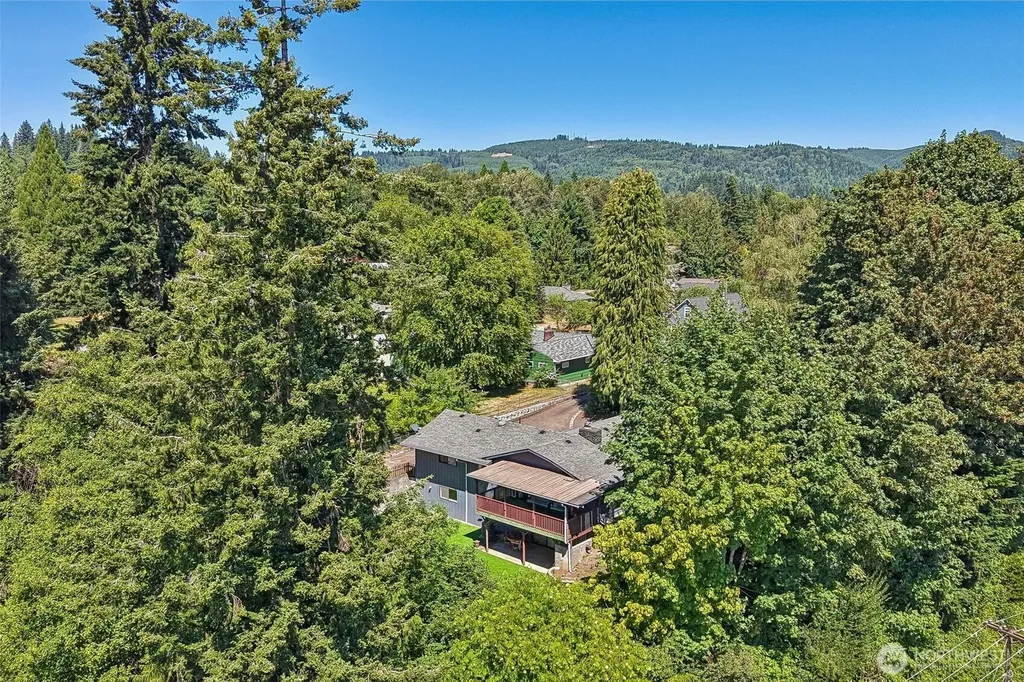 103 N 21st Avenue Kelso WA 98626