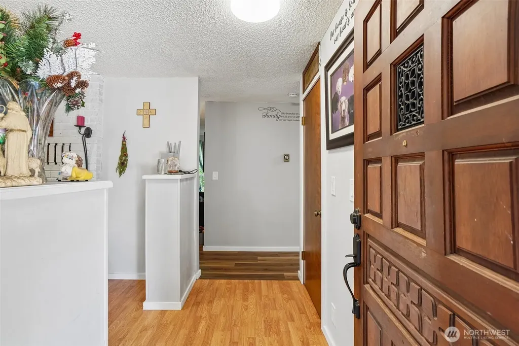 103 N 21st Avenue Kelso WA 98626