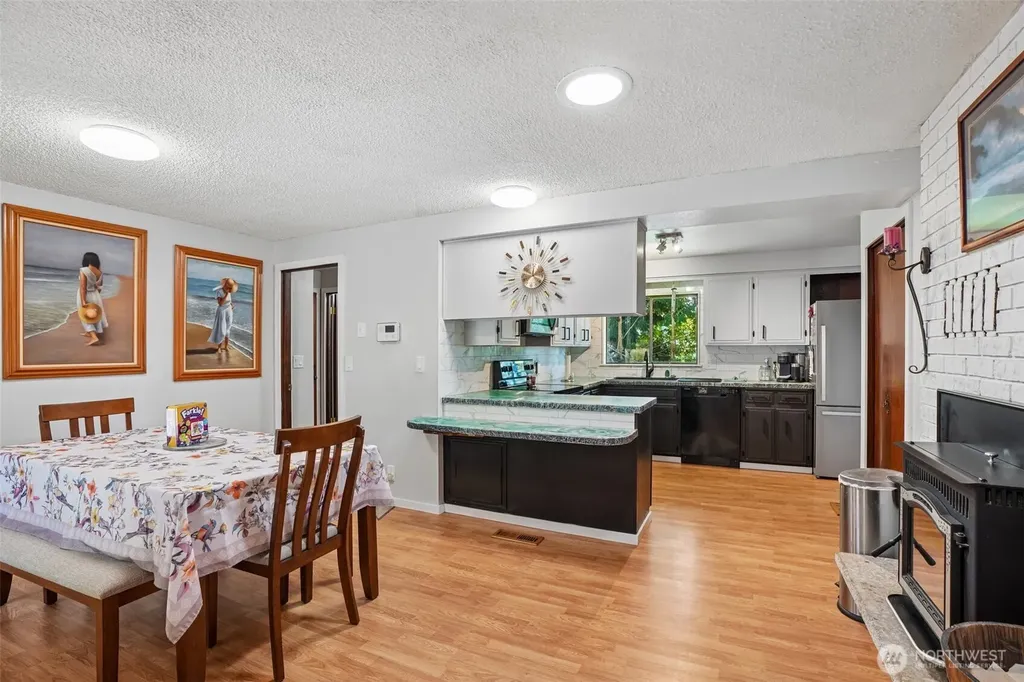 103 N 21st Avenue Kelso WA 98626