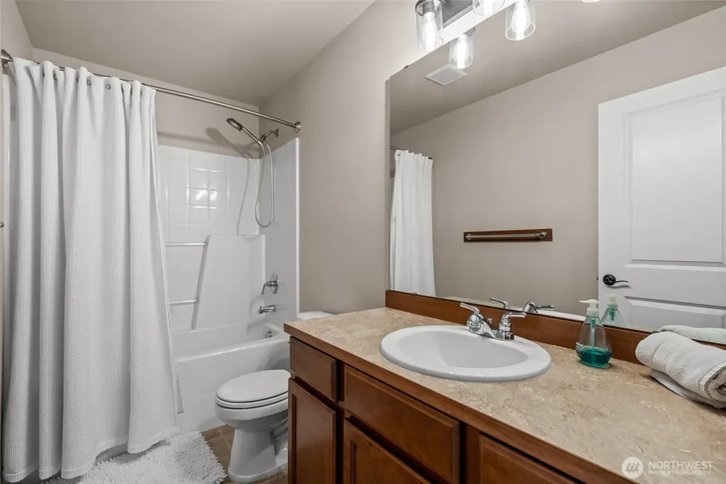 1126 144th Place SW Lynnwood WA 98087