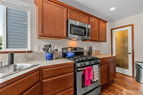 1126 144th Place SW Lynnwood WA 98087