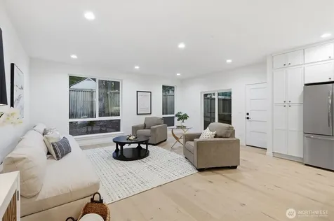 13351 25th Avenue NE Seattle WA 98125