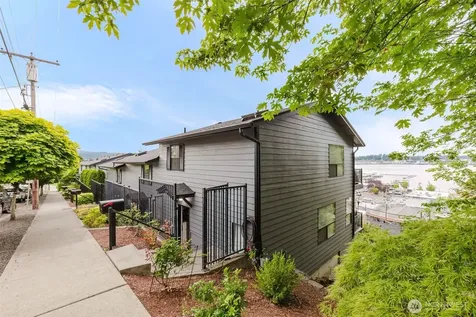 819 Kitsap Street Port Orchard WA 98366