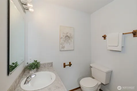 819 Kitsap Street Port Orchard WA 98366