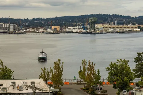819 Kitsap Street Port Orchard WA 98366