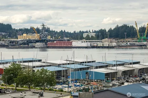 819 Kitsap Street Port Orchard WA 98366