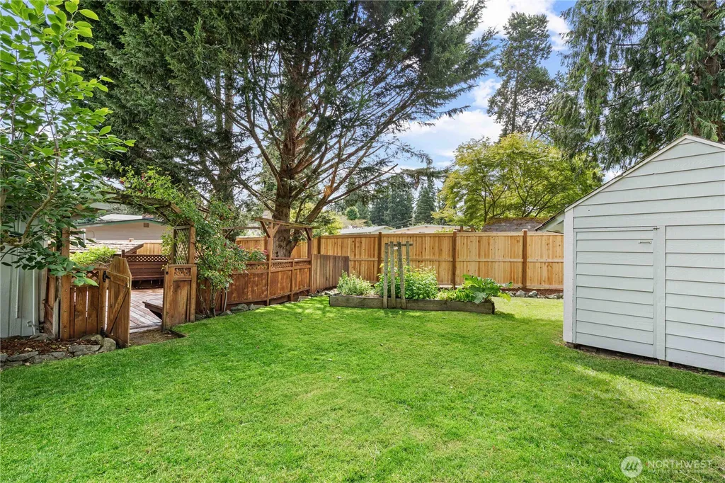 30225 5th Avenue S Federal Way WA 98003
