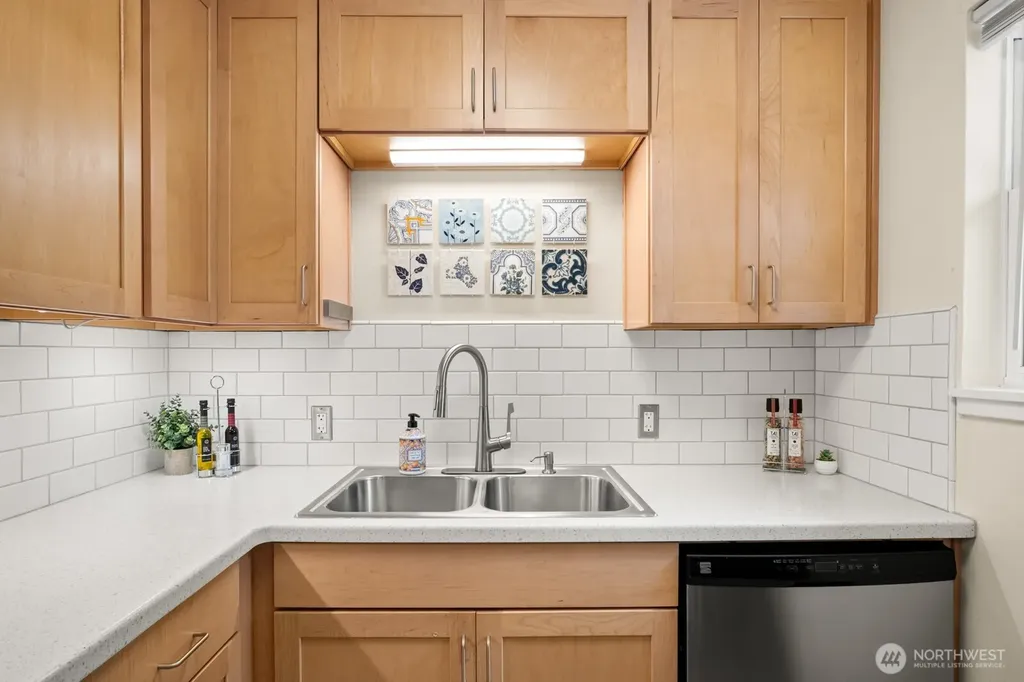 8915 218th Street SW Edmonds WA 98026
