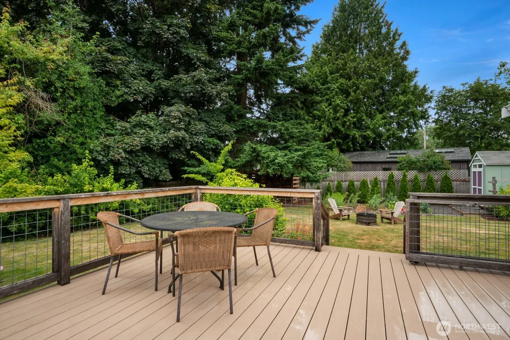 8915 218th Street SW Edmonds WA 98026