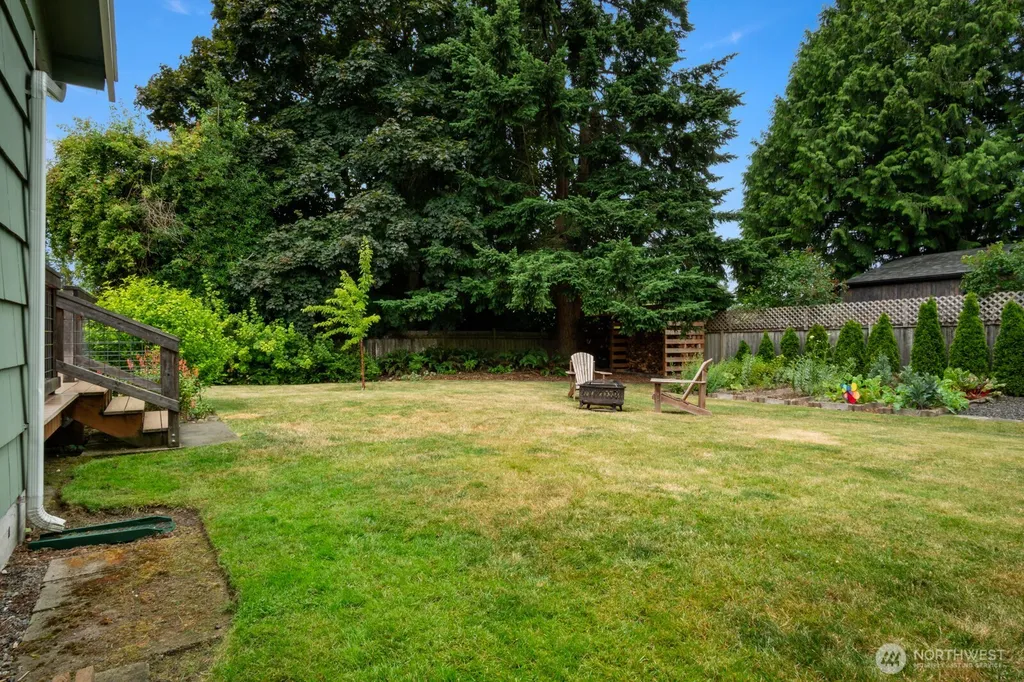 8915 218th Street SW Edmonds WA 98026