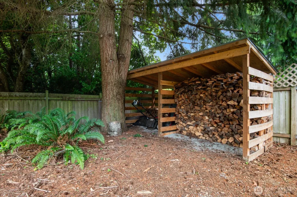 8915 218th Street SW Edmonds WA 98026
