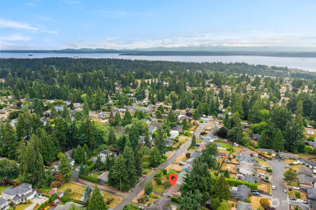 8915 218th Street SW Edmonds WA 98026