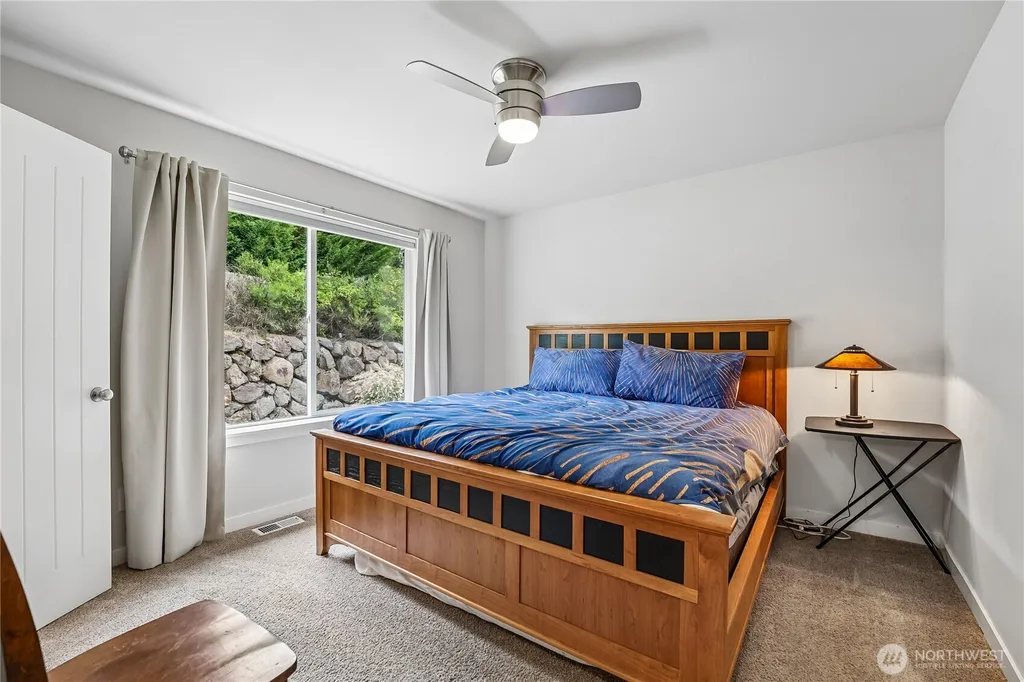 2096 NW Rustling Fir Lane Silverdale WA 98383