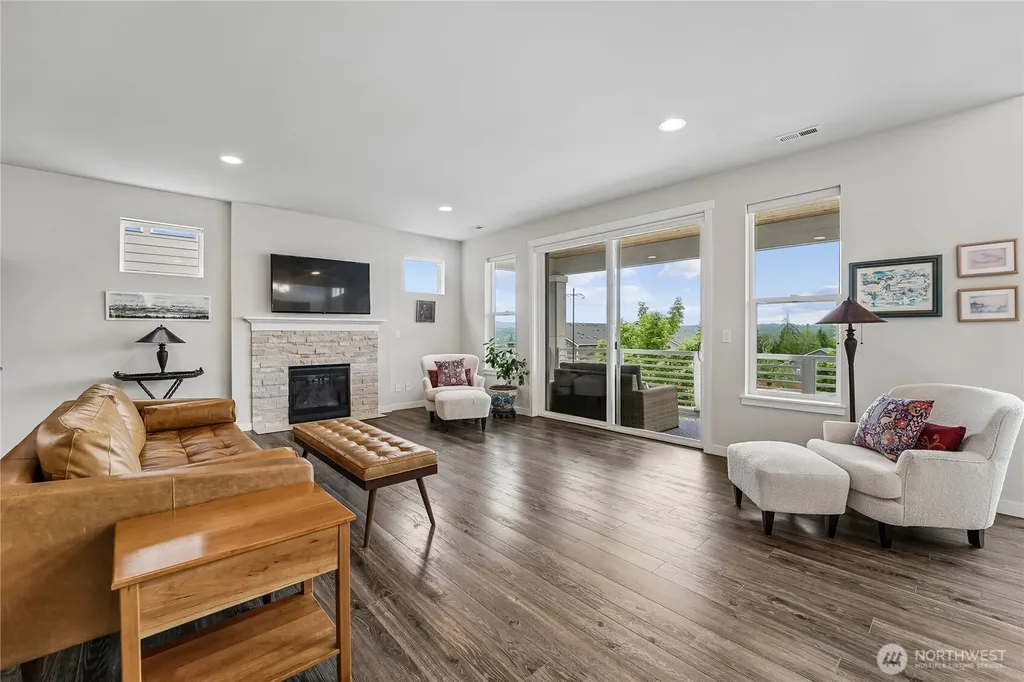 2096 NW Rustling Fir Lane Silverdale WA 98383