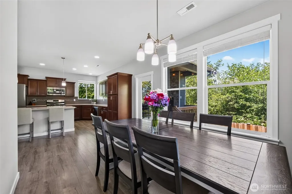 16131 76th Avenue Ct E Puyallup WA 98375