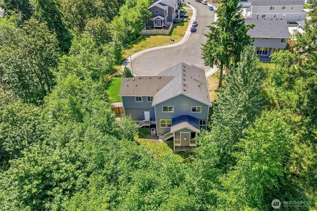 16131 76th Avenue Ct E Puyallup WA 98375