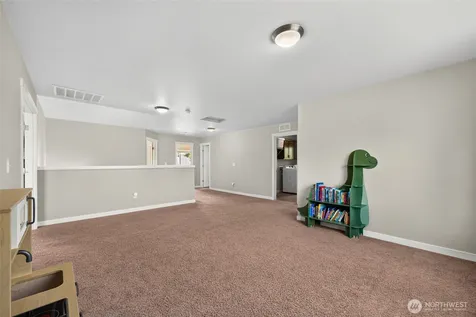 16131 76th Avenue Ct E Puyallup WA 98375