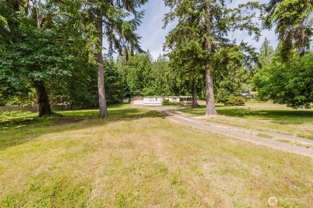 11435 Ogle Road NE Poulsbo WA 98370